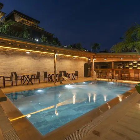 La Veranda Hotel