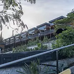 La Veranda Hotel
