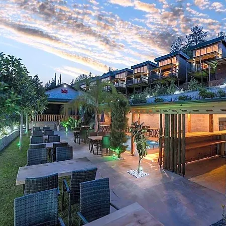 La Veranda Hotel 3*